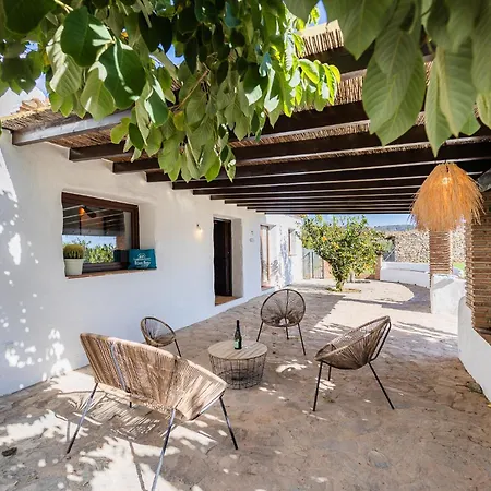 Villa Rentitspain Cortijo Rural Fandango 2 Confort Y Montanas