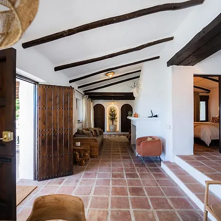 Villa Rentitspain Cortijo Rural Fandango 2 Confort Y Montanas