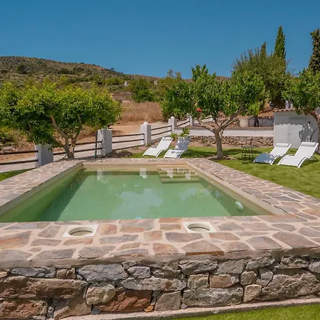 Villa Rentitspain Cortijo Rural Fandango 2 Confort Y Montanas *